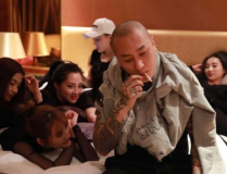 网红方丈结婚,揭秘佛系网红的甜蜜爱情故事